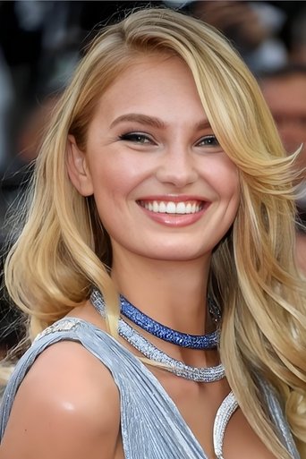 Portrait of Romee Strijd