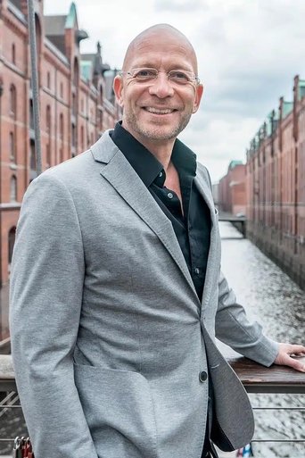 Portrait of Eric Hegmann