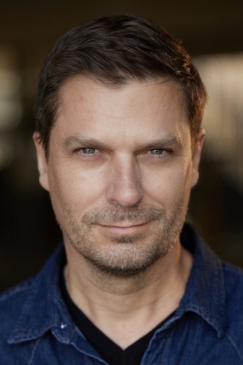 Portrait of Jason MacDonald