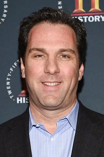 Portrait of Matt Belloni
