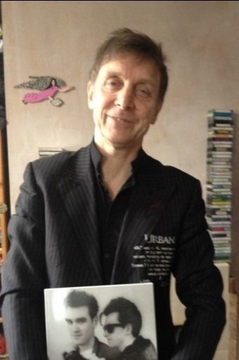Portrait of Grant Showbiz