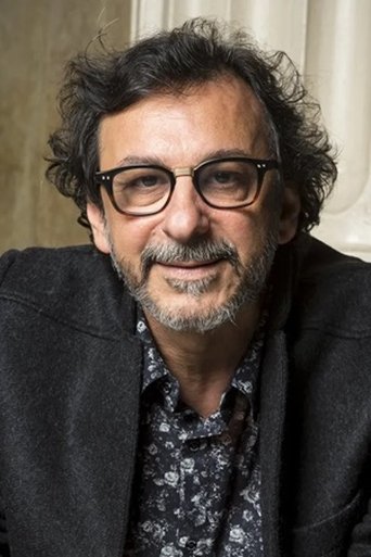 Portrait of Carlos Araújo