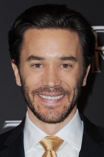 Portrait of Tom Pelphrey