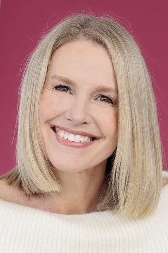 Portrait of Kelly Collins Lintz