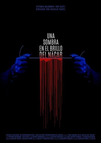 Poster of Una Sombra en el Brillo del Nácar