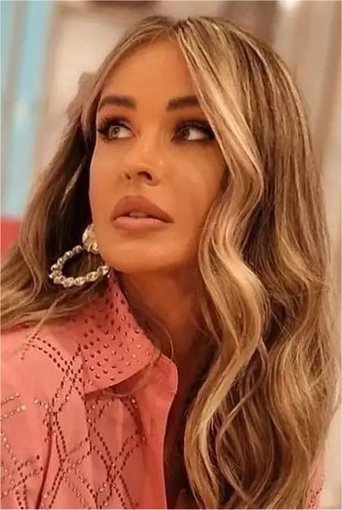Portrait of Diana Munteanu