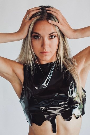 Portrait of Shana Knuts