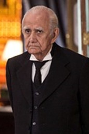 Portrait of Pedro Farah