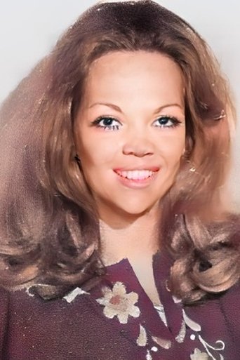 Portrait of Lilian Fernandes