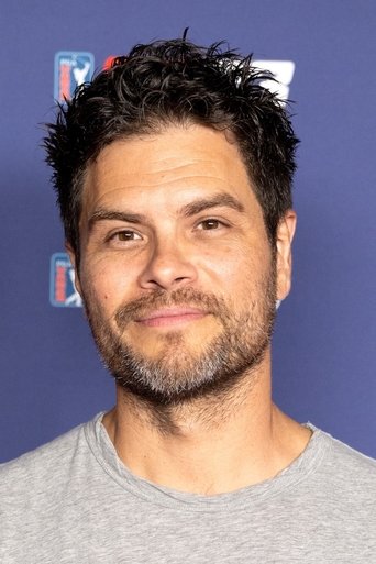 Portrait of Erik Valdez