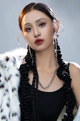 Portrait of 周瑶