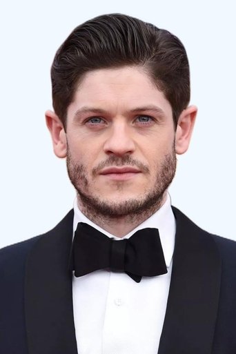 Portrait of Iwan Rheon