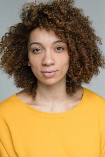 Portrait of Jasmine Raymond