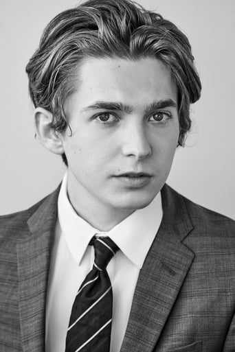 Portrait of Austin Abrams