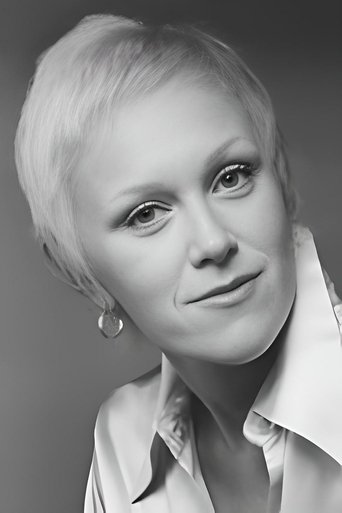 Portrait of Erica Eaton