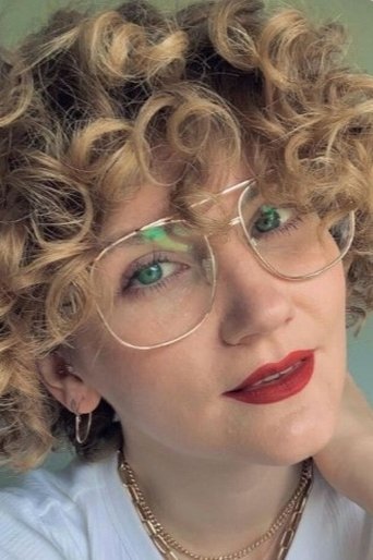Portrait of Pippa Woods