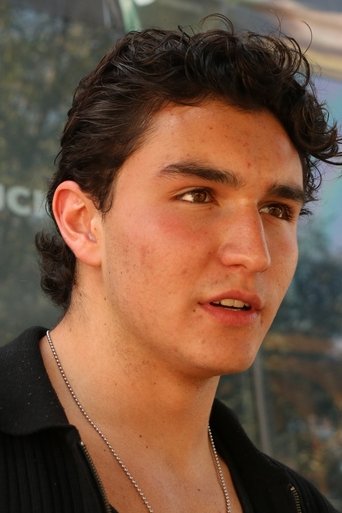 Portrait of Daniel Cruz