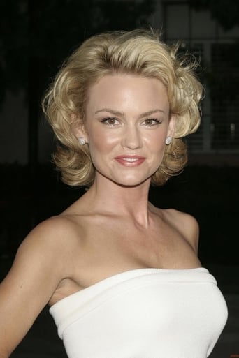 Portrait of Kelly Carlson