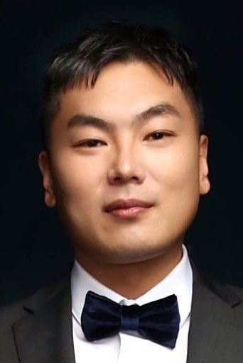 Portrait of Yunyi Zhu
