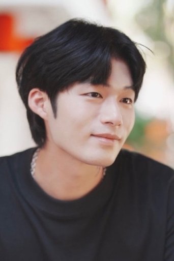 Portrait of Andrew Jaewon Choi