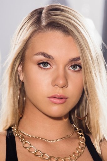 Portrait of Gabbie Carter