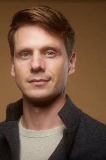 Portrait of Luke Willis