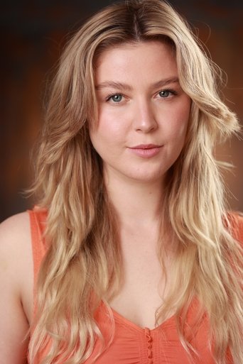Portrait of MacKenzie Wynn
