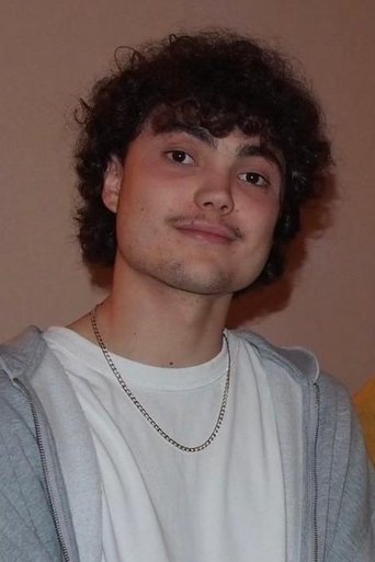 Portrait of Maxence Barcik-Bellaire