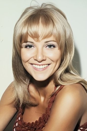 Portrait of Luan Peters