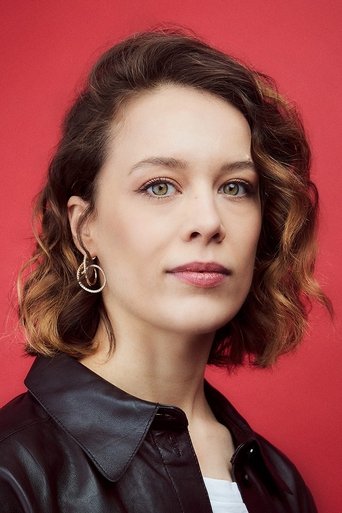 Portrait of Paula Beer
