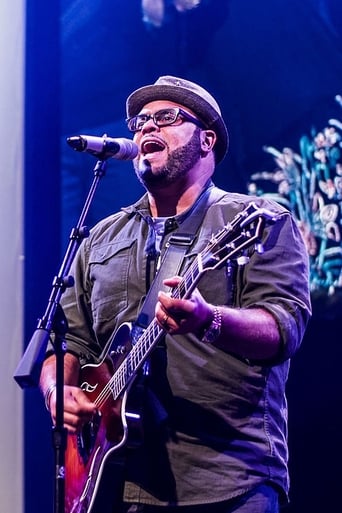 Portrait of Israel Houghton