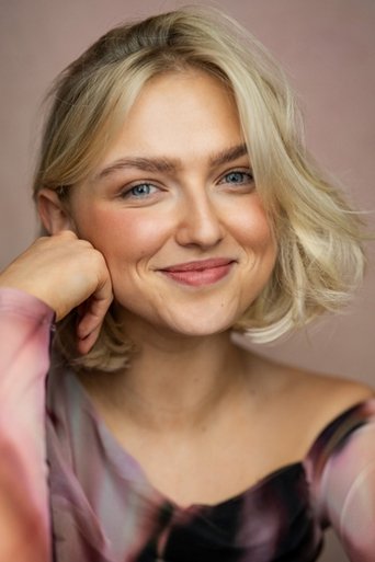 Portrait of Emily Ash