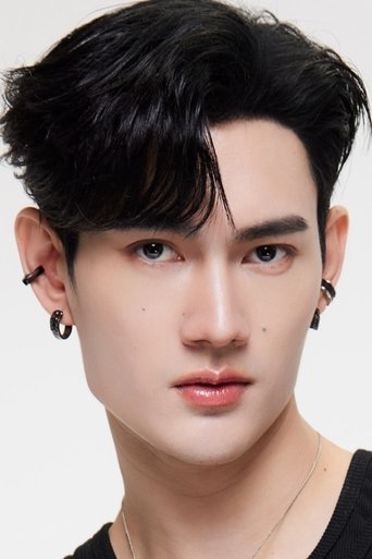 Portrait of Naret Promphaopun