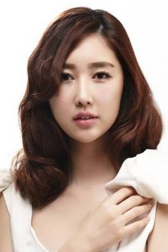 Portrait of Sung Eun-chae