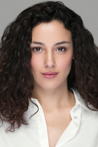 Portrait of Cansu Tosun