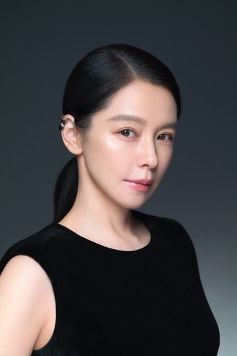 Portrait of Vivian Hsu