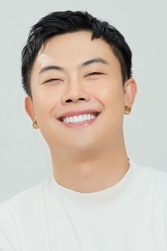 Portrait of Thanapat Sornkoon