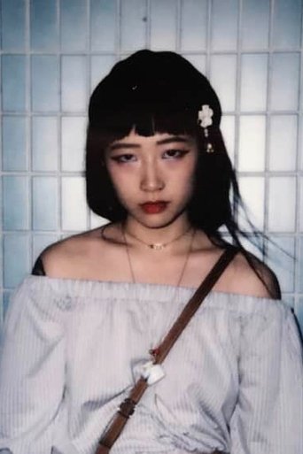 Portrait of yeule