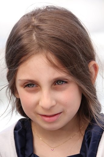 Portrait of Luna Garret