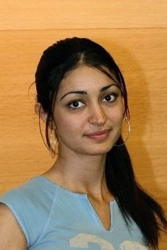 Portrait of Tina Dadashvand