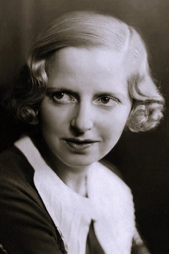 Portrait of Nadine March