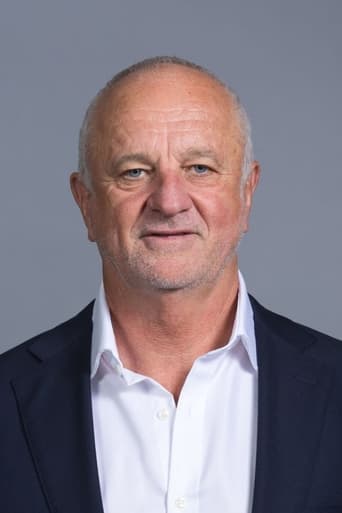 Portrait of Graham Arnold