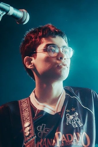 Portrait of Lucas Bustamante