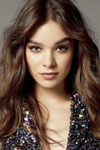 Portrait of Hailee Steinfeld