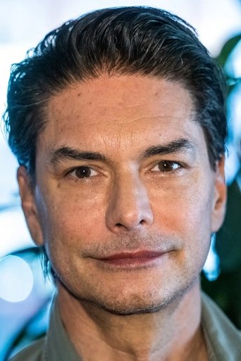 Portrait of Marcus Schenkenberg