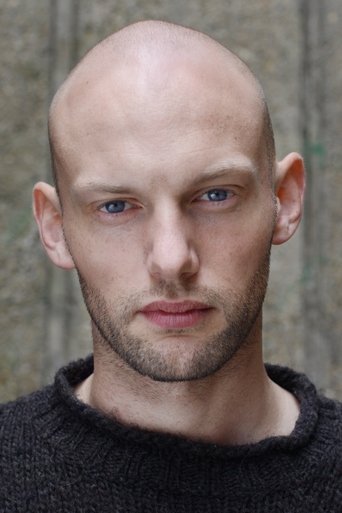 Portrait of Gareth Kennerley