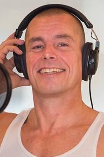 Portrait of Kenny Lübcke