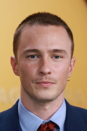 Portrait of Drew Starkey