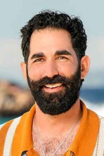 Portrait of Shauhin Davari