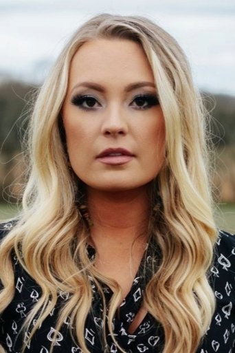 Portrait of Janelle Arthur